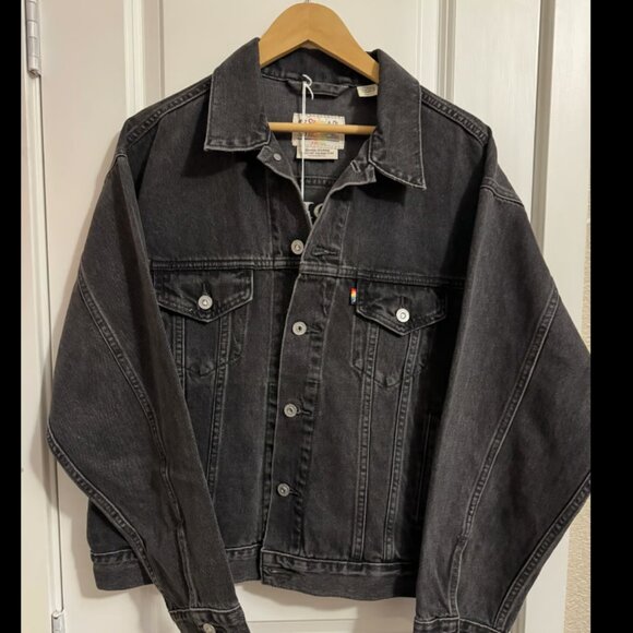 Levi’s  jacket - Picture 5 of 5